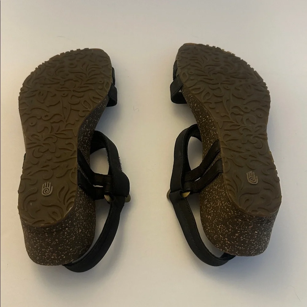 Teva Women’s Ventura Leather Wedge Strappy Sandal Dark Cork US 7 EUR 38‎ Used